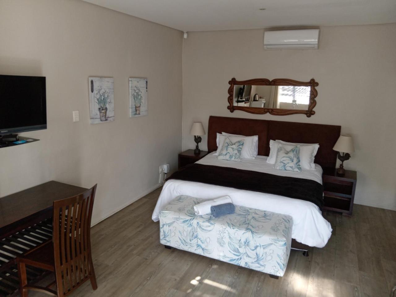Urban Manor Bed & Breakfast Port Elizabeth Bagian luar foto
