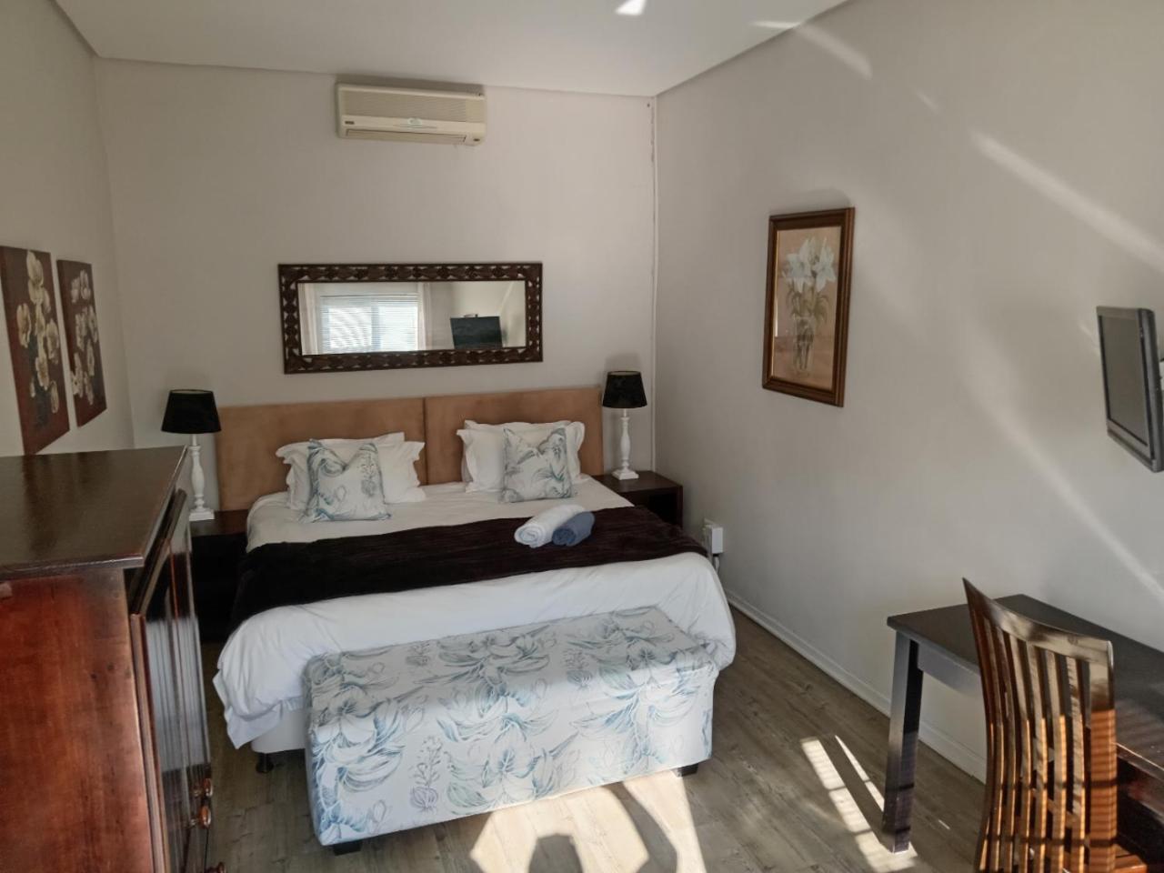 Urban Manor Bed & Breakfast Port Elizabeth Bagian luar foto